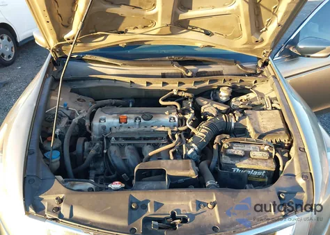 2009 Honda Accord 2.4 Lx z USA, uszkodzony, nr VIN 1HGCP26329A066578